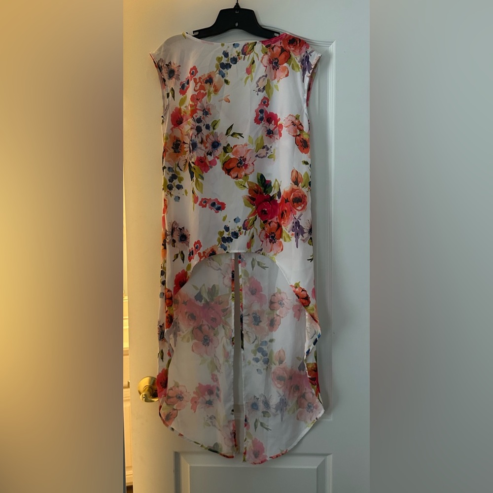 Sweet Pea New York and Company by Staci Frati Floral Top